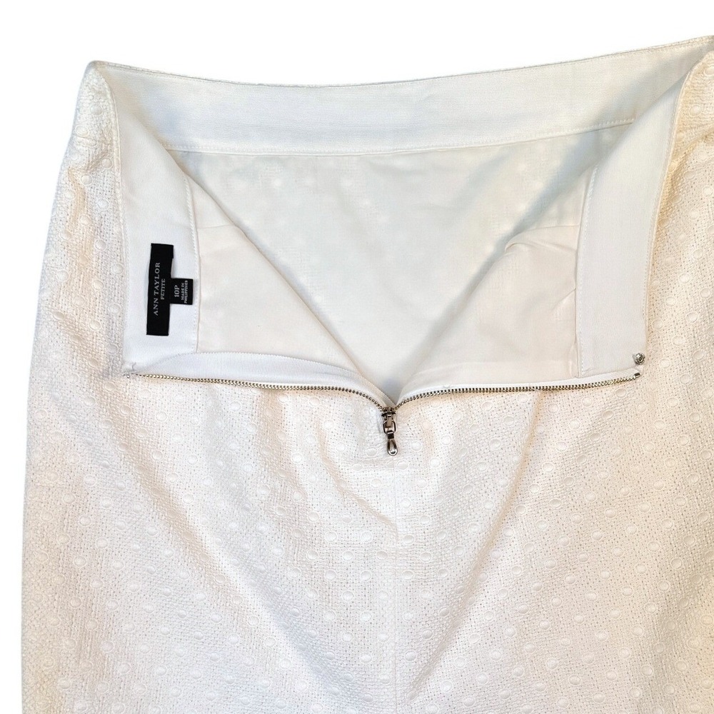 Ann Taylor Petite Ivory Textured Dot Jacquard Pencil Skirt 10P Classic Office - Picture 7 of 7